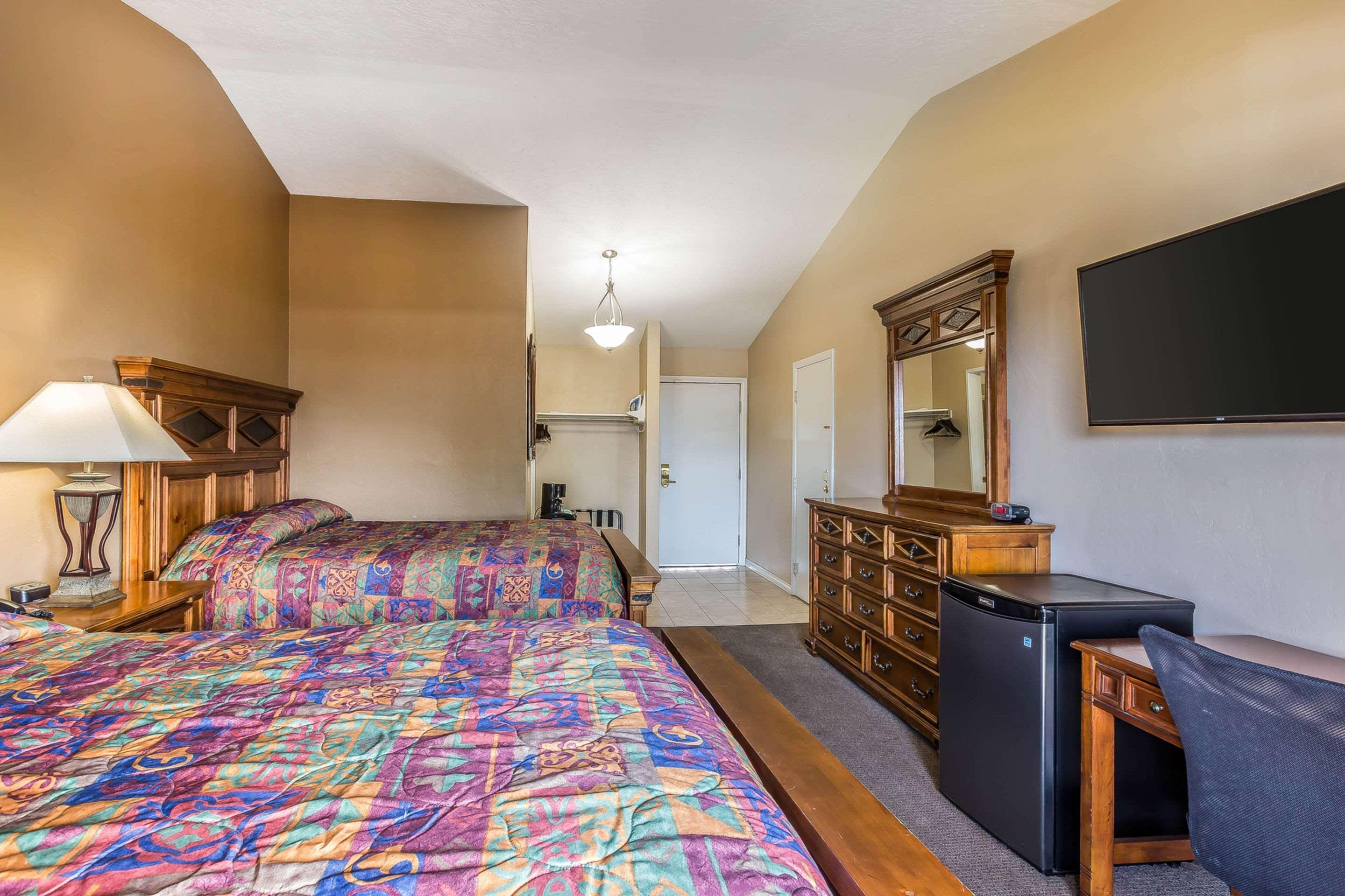 Econo Lodge Lake Elsinore Casino Eksteriør bilde
