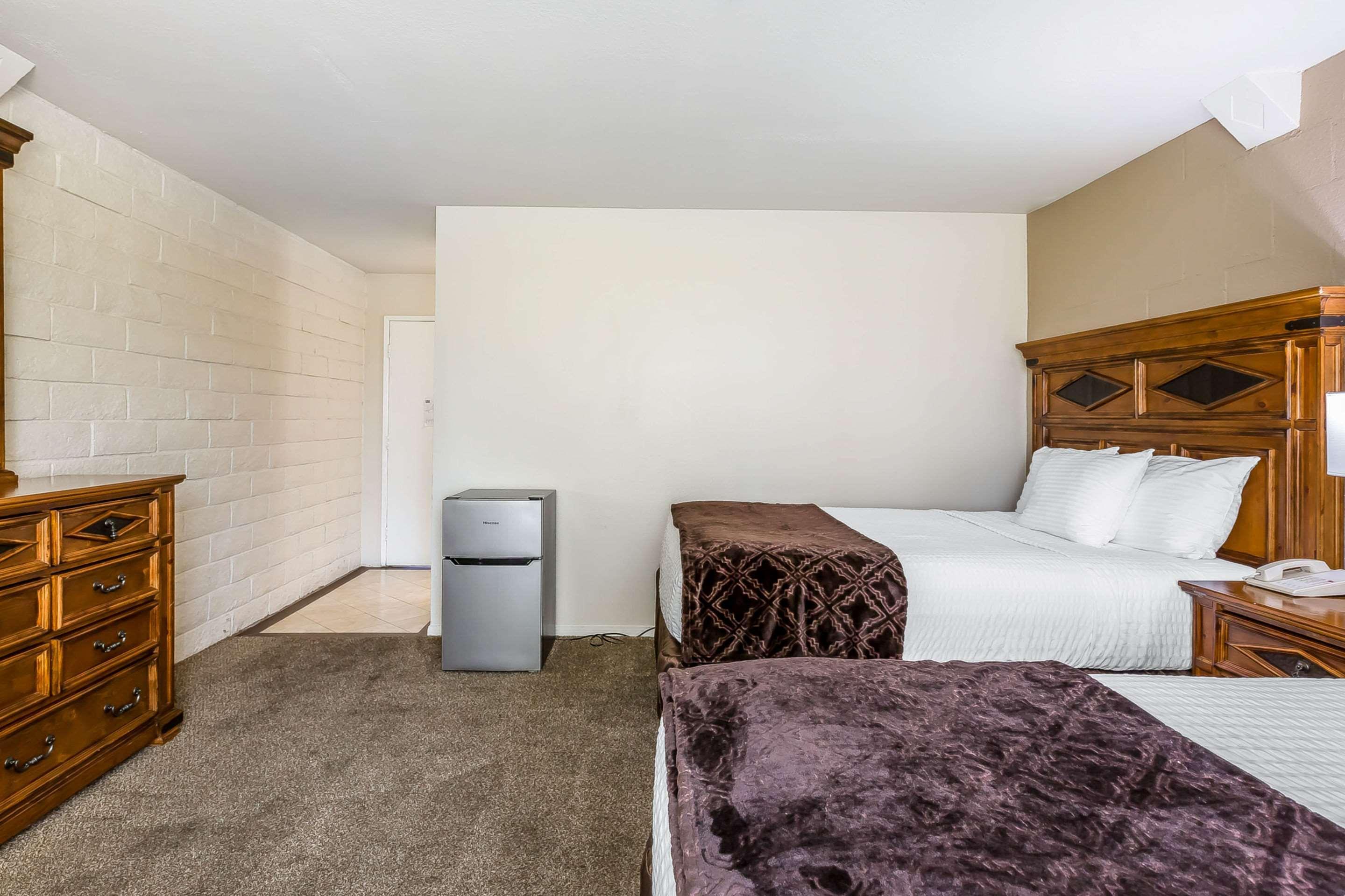 Econo Lodge Lake Elsinore Casino Eksteriør bilde